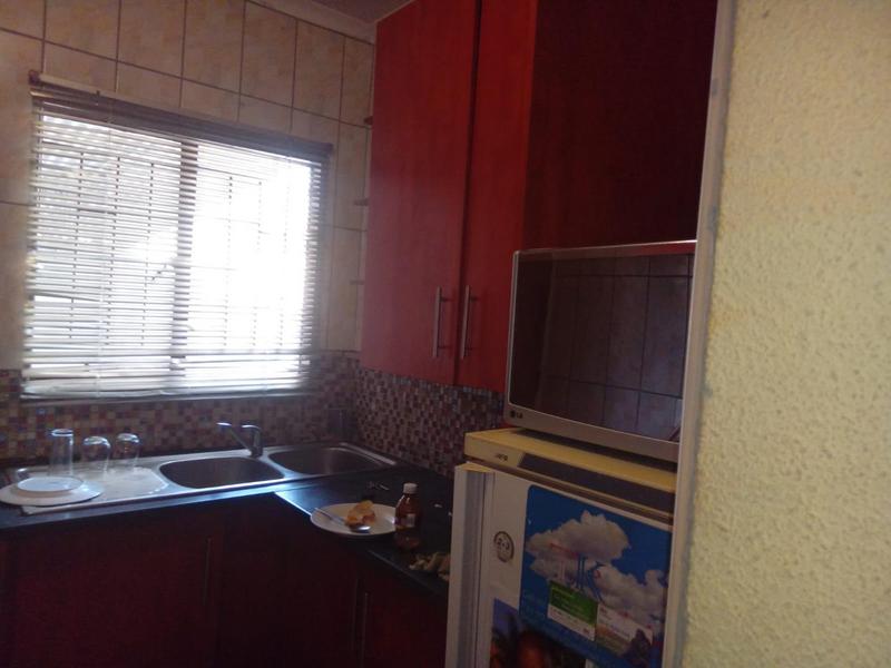 2 Bedroom Property for Sale in Tlhabane West North West